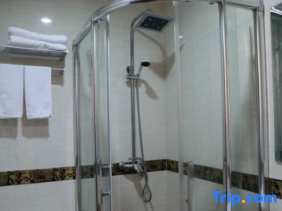 Шанхай: qingjia hotel