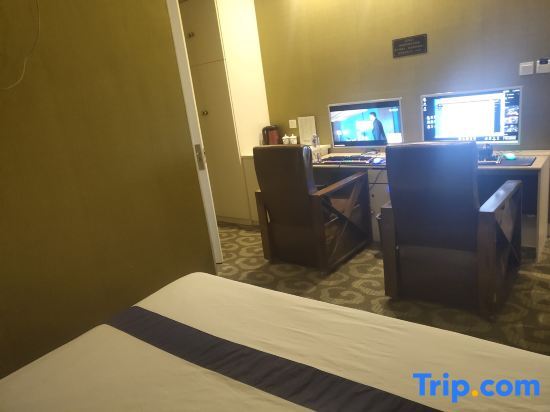 Далянь: Dalian Yijia Theme Hotel