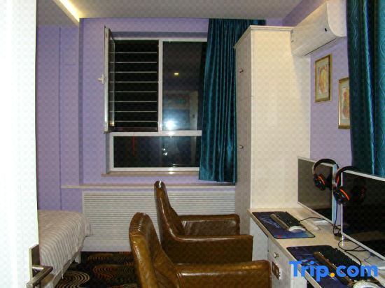 Далянь: Dalian Yijia Theme Hotel