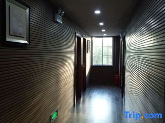 Шанхай: Shanghai Haijiaowan Fashion Hotel (Caoying Road Subway Station Branch)