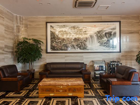 Бенгбу: Huaiyuan Hualun Hotel