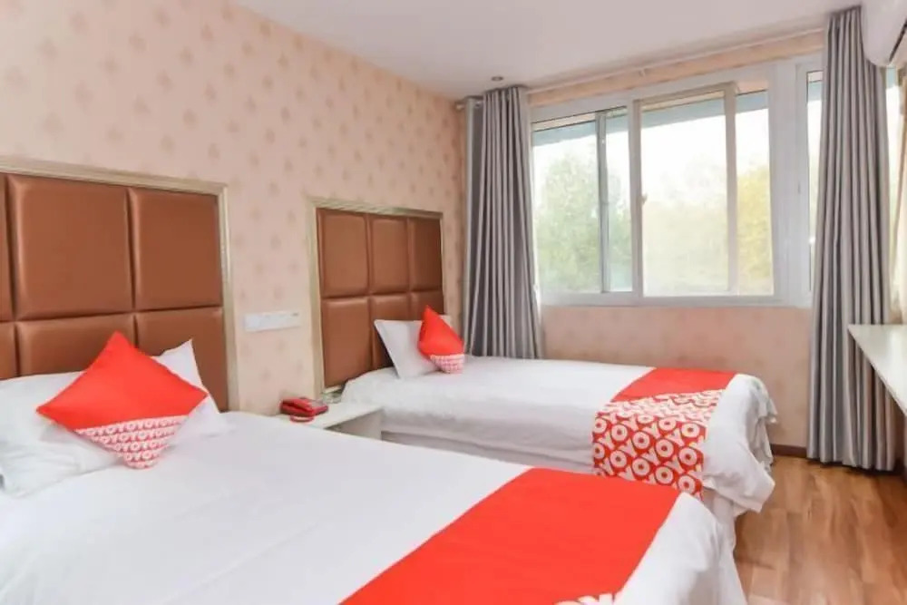 Бенгбу: Bengbu Juyuan Theme Hotel