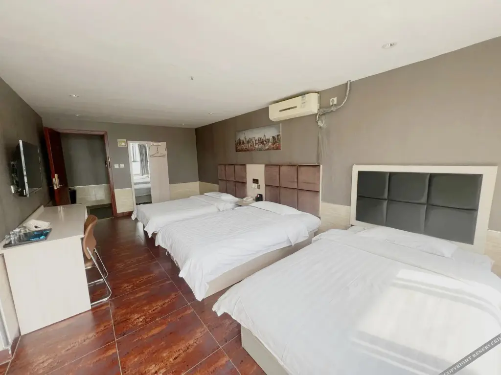 Чжэнчжоу: Zhengzhou Jinhan Business Hotel (Zhengzhou Forest Park Branch)