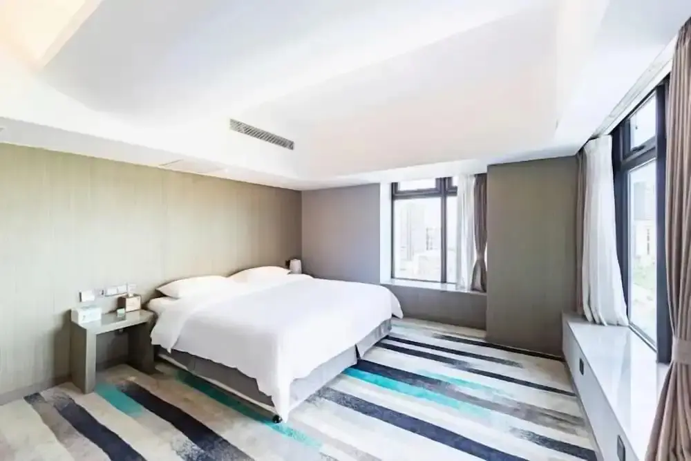 Циндао: Midland Marriott Hotel (West Coast New Area City Balcony Branch)