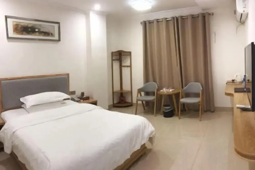 Шаньвэй: Huiyue Fashion Apartment