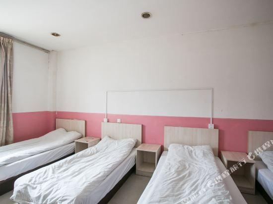 Шаоксинг: Boyue Hostel