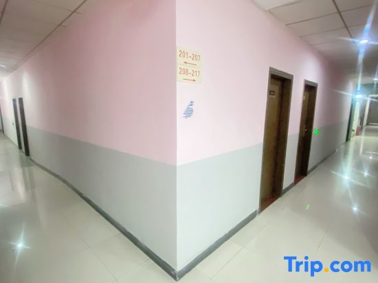 Huaxin Business Apartment — фото 1