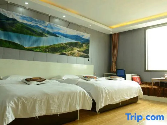 Зойдж: Taide Hotel
