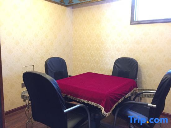 Зойдж: Taide Hotel