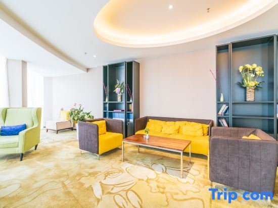 Хеби: Tiantian Rujia Business Hotel