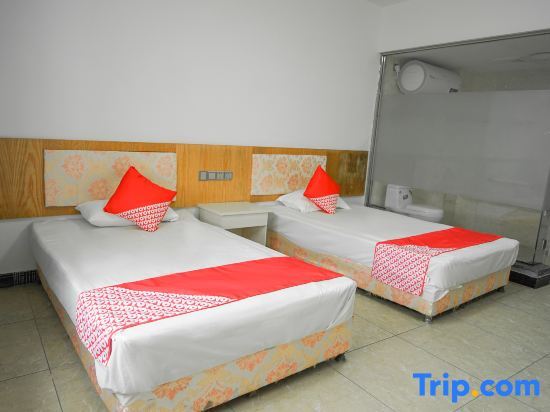 Шанхай: 99 Xinyi Hotel (Shanghai Jiuxin Highway Shop)