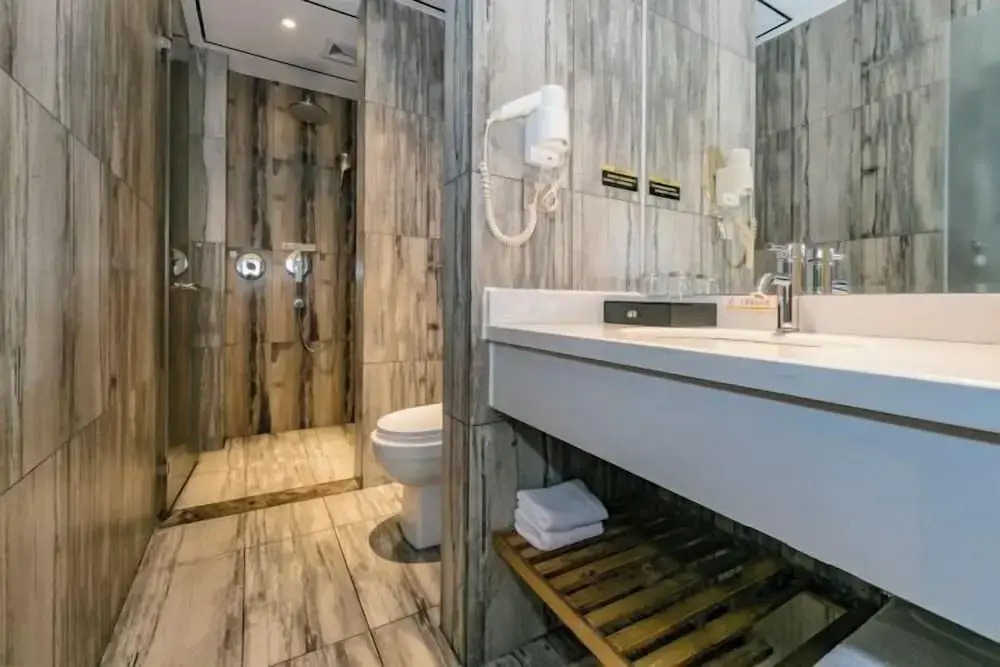 Yongtai Gemini Holiday Hotel — фото 1