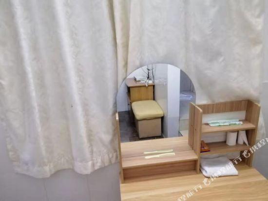 Фошань: Luxury Apartment RT-Mart