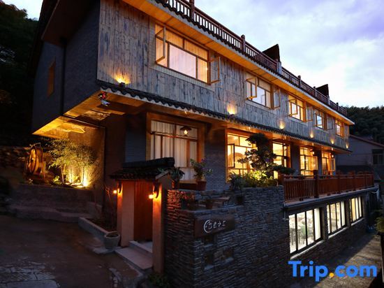 Cloud Layer Above the Clouds Inn — фото 1