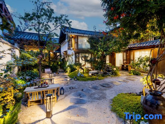 Lijiang Ancient City Langxue Courtyard Cat Cafe Homestay (Dayan Ancient Town Branch) — фото 1