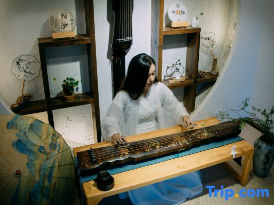 Лицзян: Lijiang Ancient City Langxue Courtyard Cat Cafe Homestay (Dayan Ancient Town Branch)