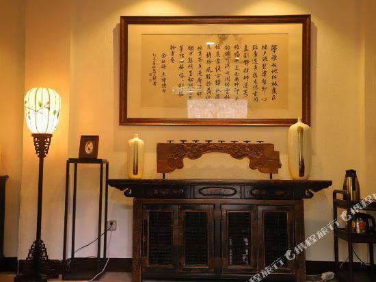 Чунцин: Qinghuandu Yaoyue Hostel