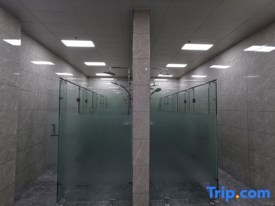 Коргас: Huoerguosi Yingbin Guest House