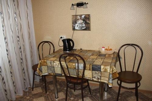 Тюмень: Apartment Tyumen Permyakova 72