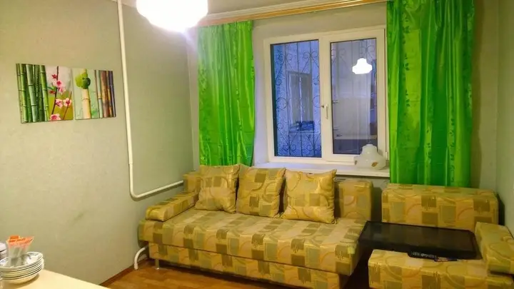Тюмень: Apartaments on Melnikaite