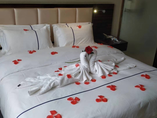 Xinzheng Junhe Hotel — фото 1
