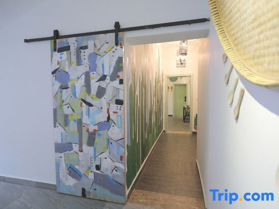 Ичунь: Warm House Artistic Hot Spring Hostel