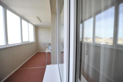 Тюмень: Apartment Fabrichnaya 9