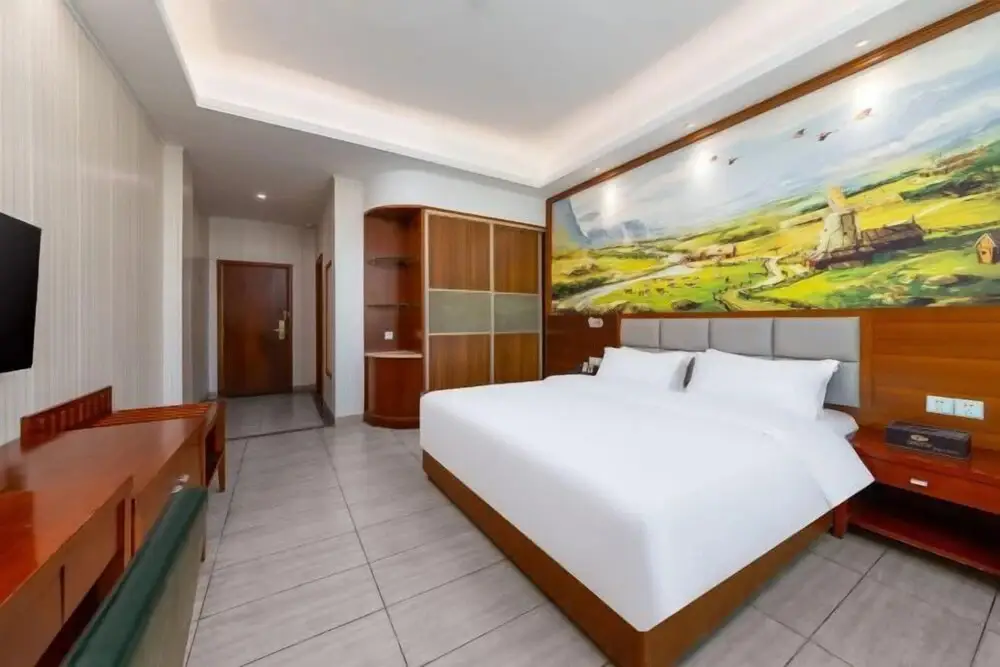 Changfa Business Hotel (Ledong People's Hospital) — фото 1