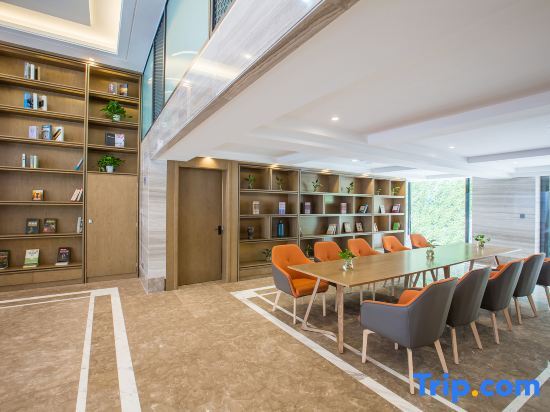 Гуйян: Guiyi Hotel (Guiyang Guanshanhu District Southwest International Trade City Store)