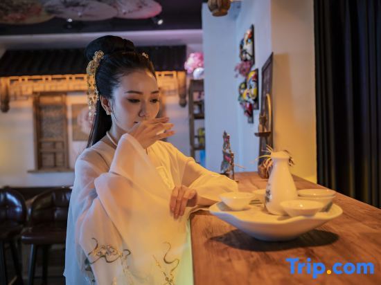 Чэньчжоу: Qingfeng Four Seasons Boutique B&B (Zixing Dongjiang Lake Scenic Area)