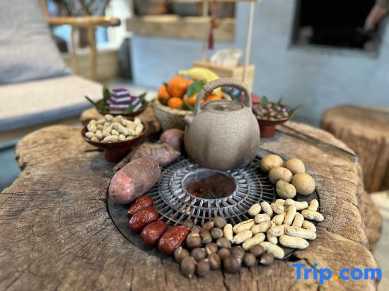 Чэнду: Shanye Shanye Hot Spring Hotel（Rear Mount Qingcheng