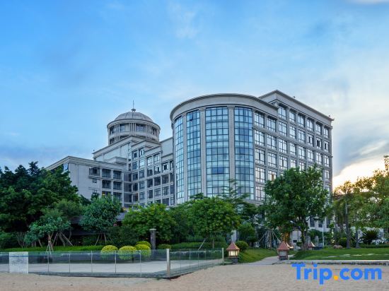 Фанчэнган: No.7 Mansion Light Luxury Seaview Hotel (Fangchenggang Sankuaishi Branch)