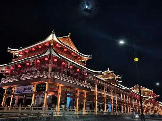 Мяньян: Santai Longtingyi Theme Hotel