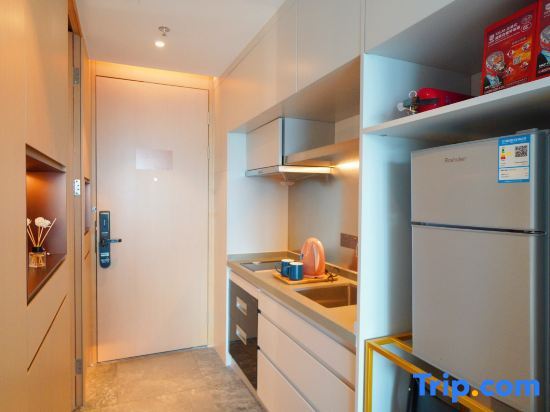 Шэньчжэнь: Shenzhen Shenfan Administrative Apartment