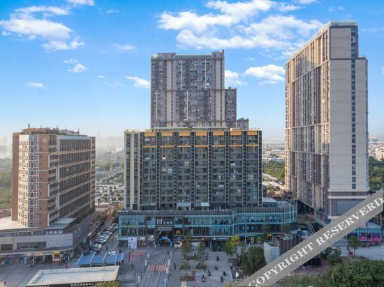 Гуанчжоу: Leerman l Apartment (Guangzhou South Railway Station Nanpu Subway Station)