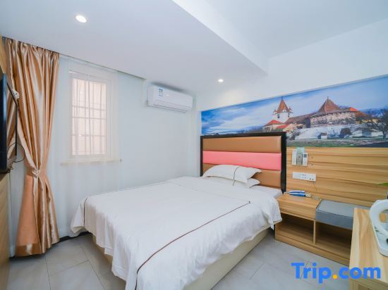Шанхай: Holiday Inn on Sunday (Shanghai New International Expo Center)