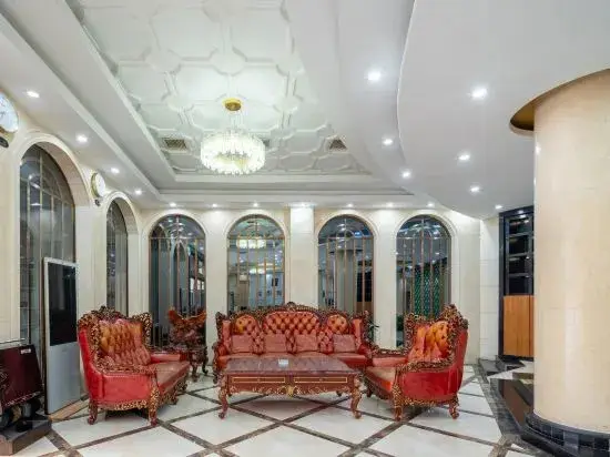 Гуйян: Stay Light at the Kaiser Hotel
