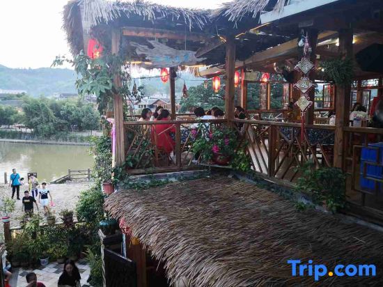 Жангжоу: Waiting For You at Yunshuiyao Inn