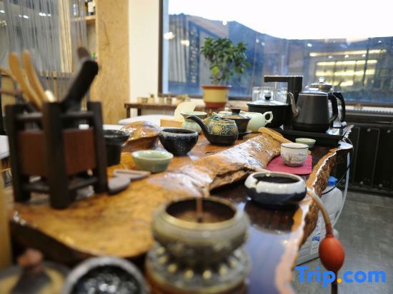 Вэньчуань: Siguniangshan Zhongshan Inn (Changpinggou Scenic Area)