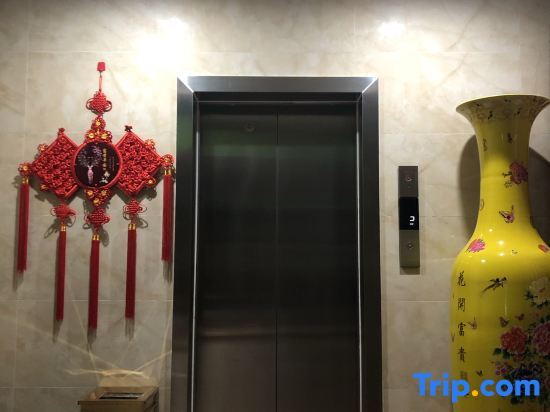 Хэфэй: 99 Preferred Hotel (Feicui Lake Store, Hefei University City)