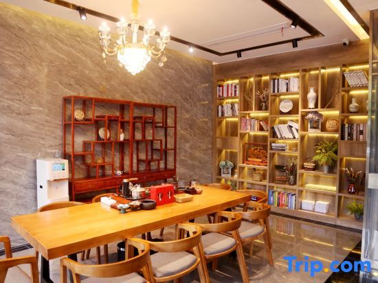 Хуанши: Set Chain Hotel (Huangshi Xialu)