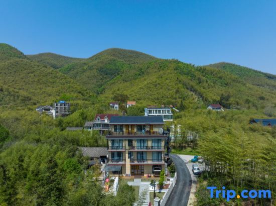 Хучжоу: Zhulin Tingyu Meisu (Moganshan Xiantan Scenic Area Shop)
