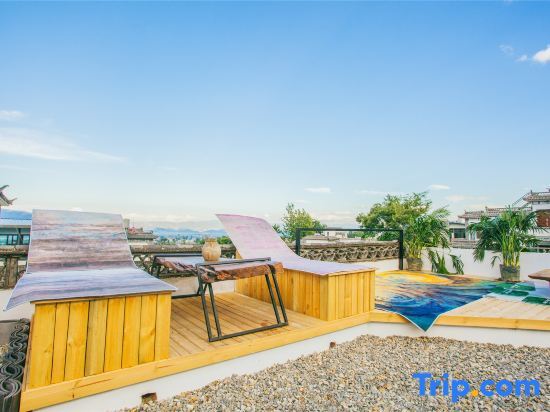 Дали: Dali Jianshan Homestay