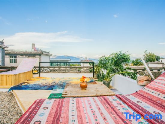 Дали: Dali Jianshan Homestay