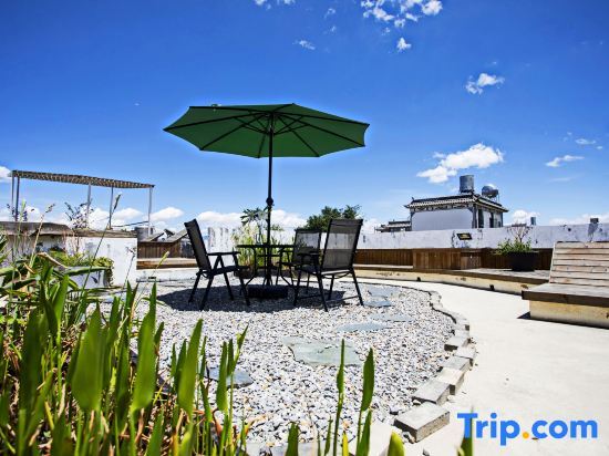 Дали: Dali Jianshan Homestay