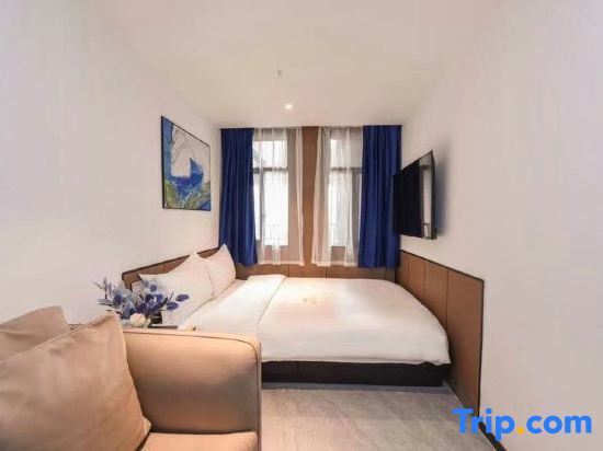 Чунцин: ChongQing M apartment
