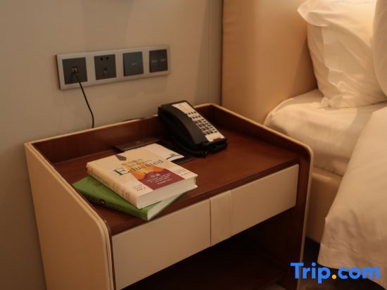 Жичжао: Rizhao Seaview Cloud Innovative Hotel