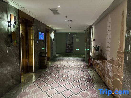 Кайфын: Mercure Kaifeng Qingming Shangheyuan Hotel