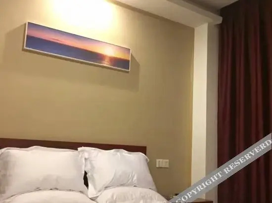 Нинбо: Ningbo Yangshashan Business Hotel