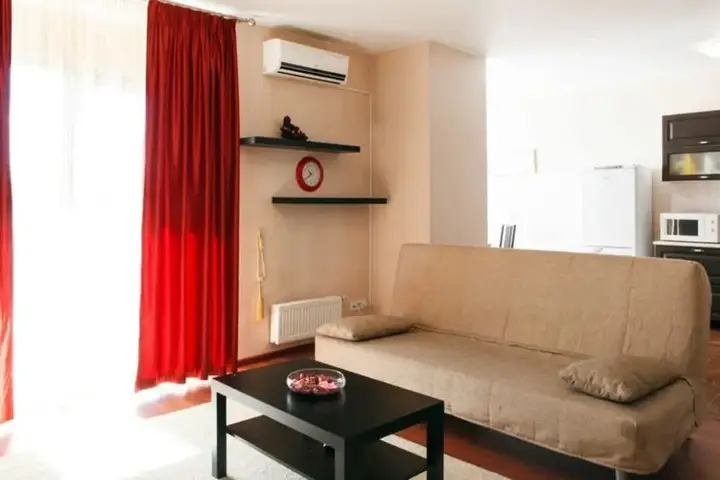 Тюмень: Daudel Apartments on M.Gorkiy